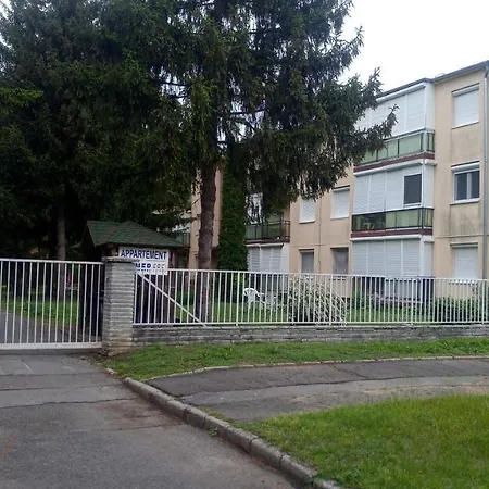 Mosoly Apartman דירה *