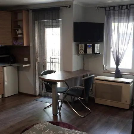 Mosoly Apartman * Harkány
